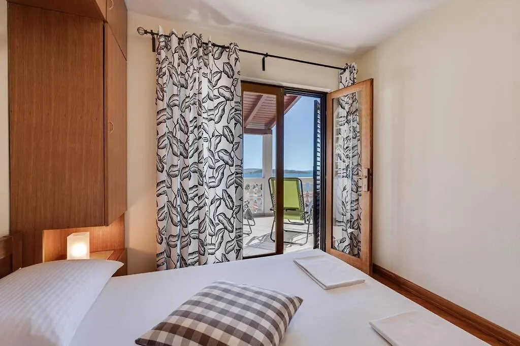 Apartment Fijan Drage