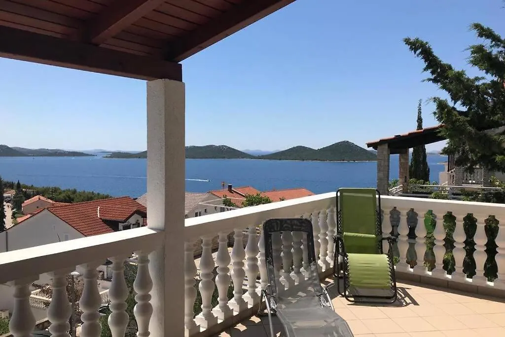 Apartment Fijan Drage