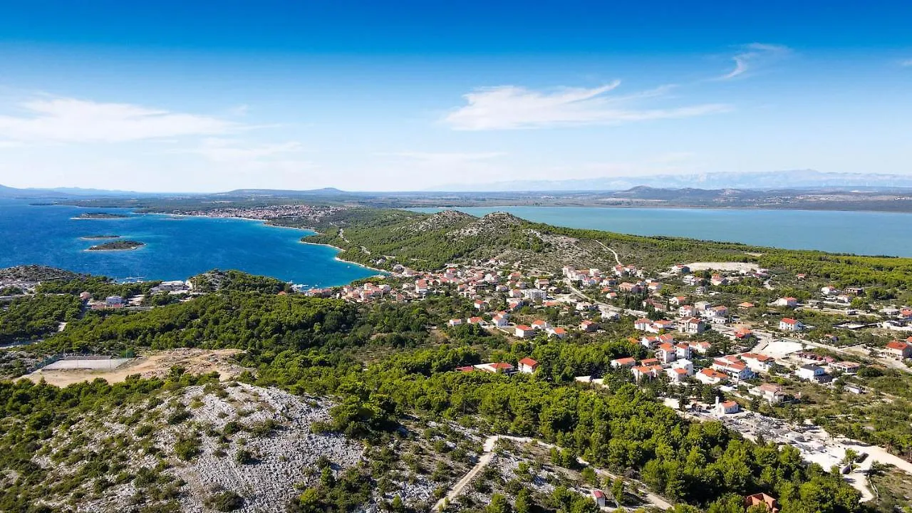 Apartment Fijan Drage Croatia